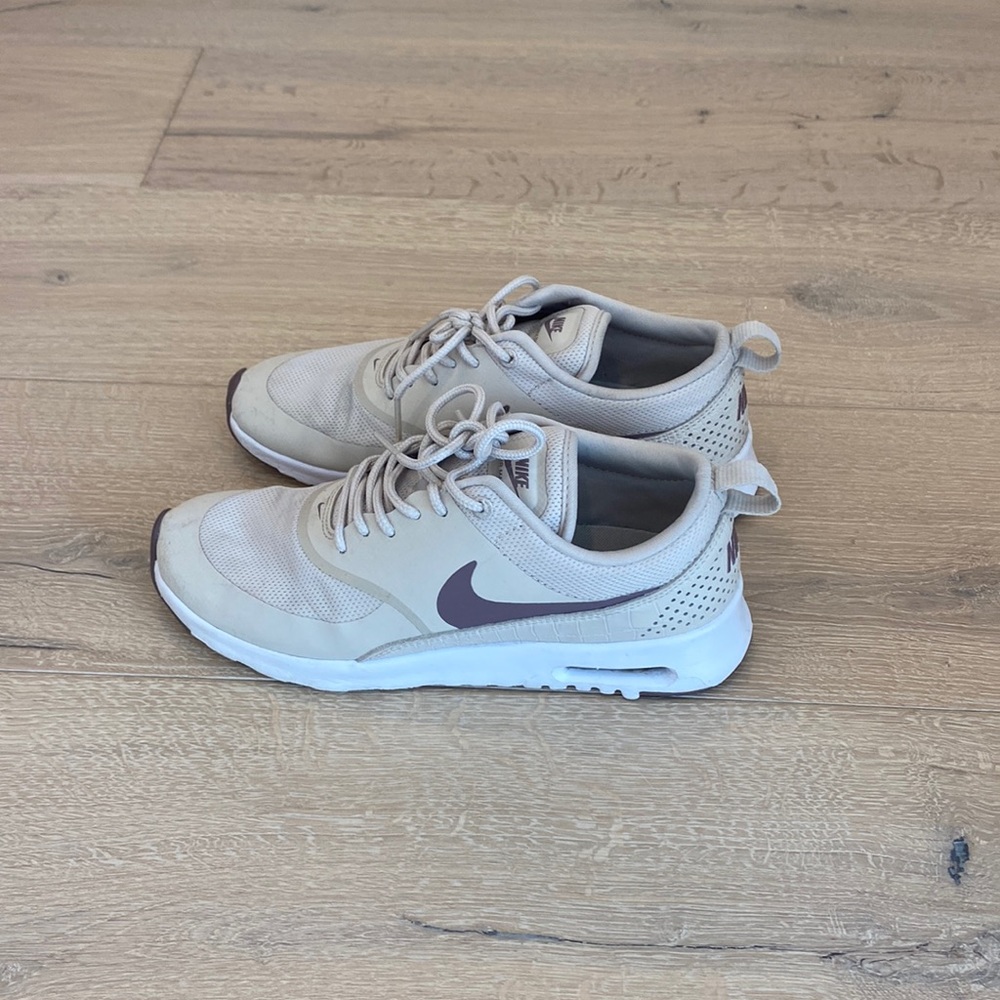 GUG Nike Air Max Thea